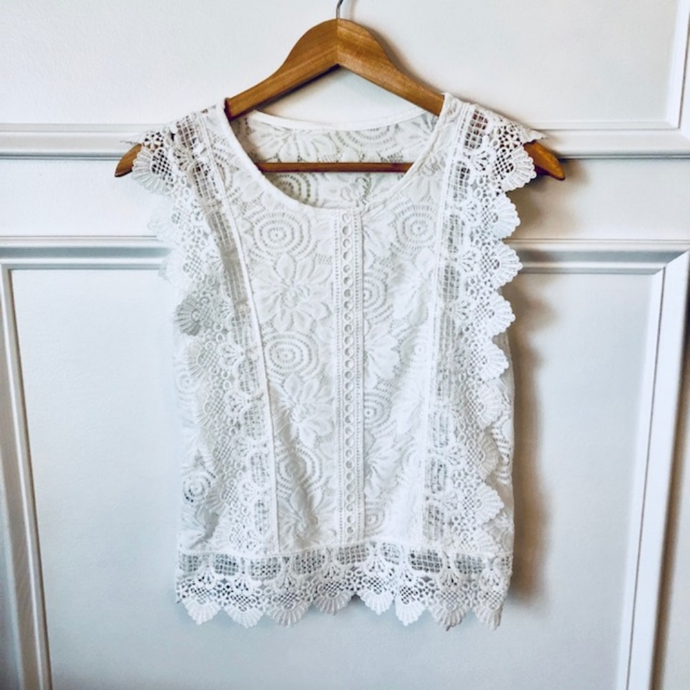 Beautiful White Lace Top - NEW